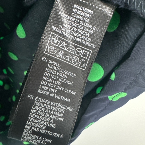 Forever 21 Plus Sz 2X Navy & Green Polkadot Satin Dress New - Picture 6 of 6